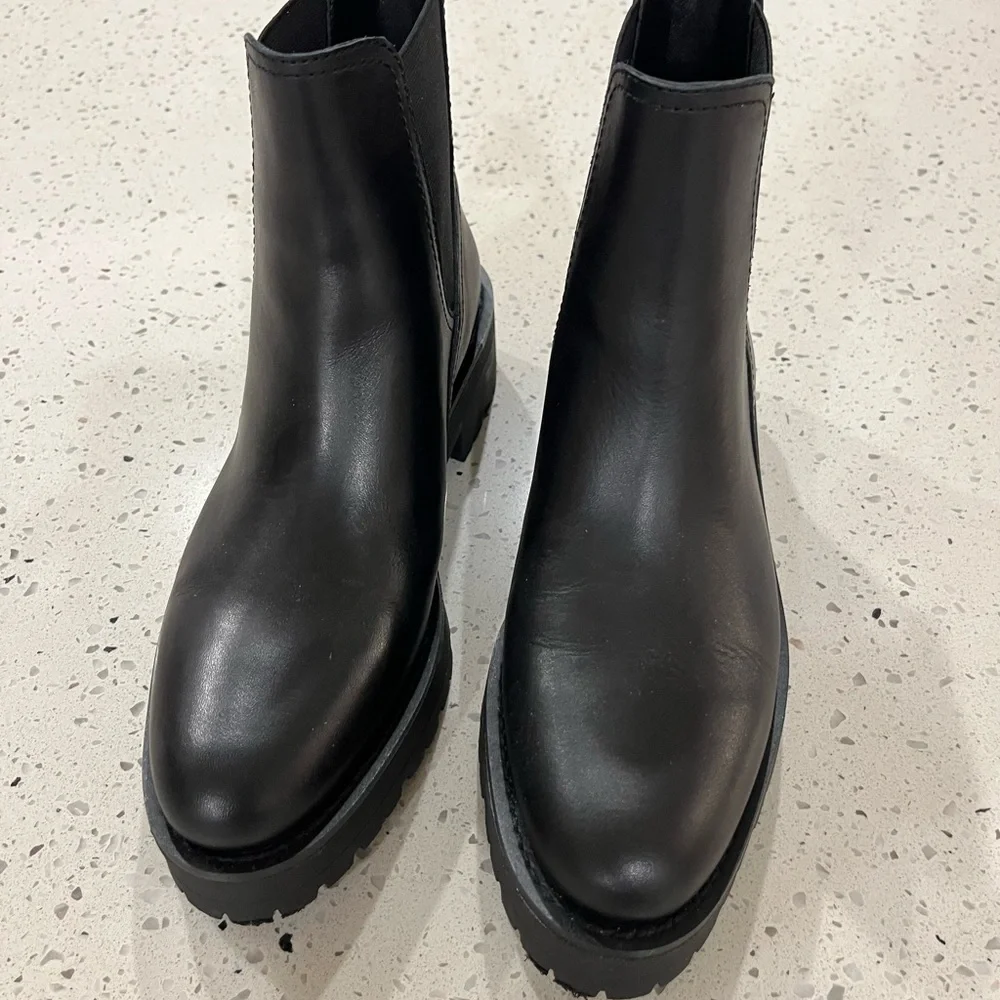 Sam Edelman NWOT Josha Black Leather Chelsea Booties 7.5 M - Picture 3 of 11